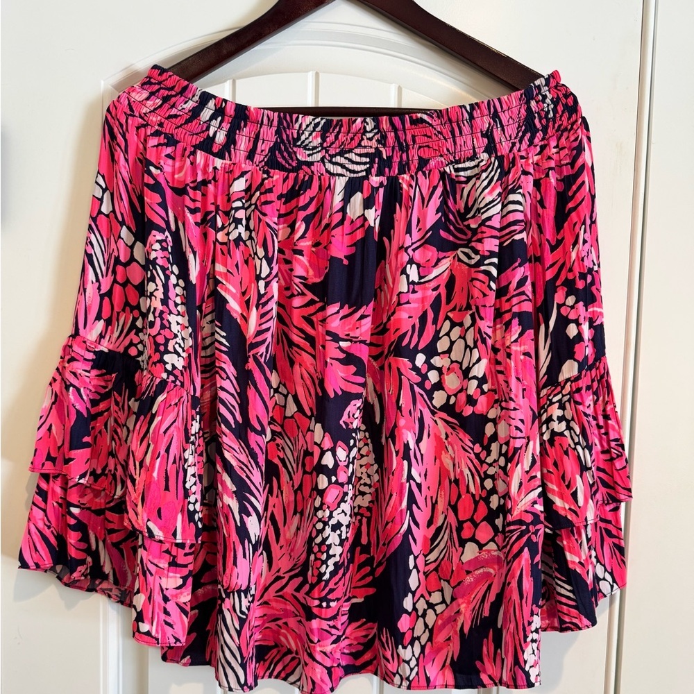 Lilly Pulitzer Tobyn Floral Off the Shoulder Bell Sleeve Top Size Medium. - Picture 3 of 6